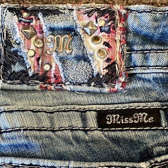 Miss Me Signature Bootcut Jeans Distressed Patchwork-Plaid Pocket Sz 32 #178H - Picture 10 of 14